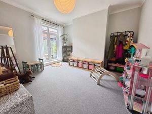 Photo 5- click for photo gallery